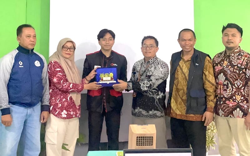 Tim Maggovision FEB Laksanakan Sosialisasi Program SIMORA di Cilendek Timur